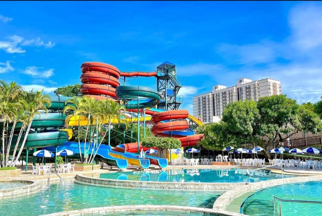 Piazza Acqua Park Caldas Novas Exterior foto